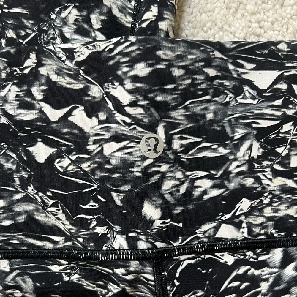 lululemon leggings- size 10 - Picture 4 of 7